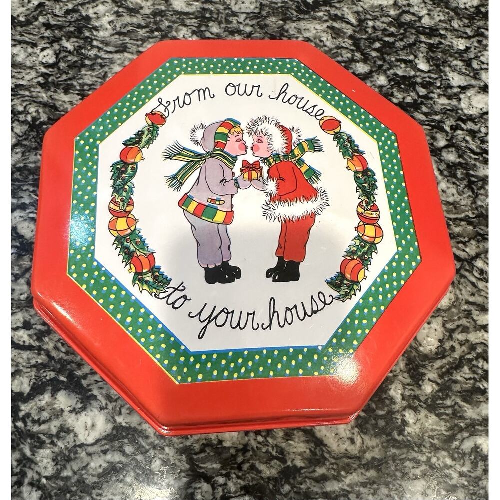 Vintage Christmas Candy Cookie Container Ullman Co Kissing Kids - Red 9”